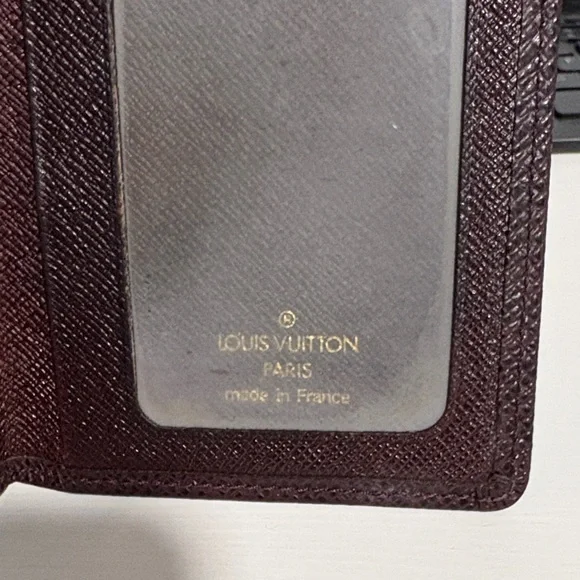 Louis Vuitton Dark Brown Textured Cover - Picture 4 of 6